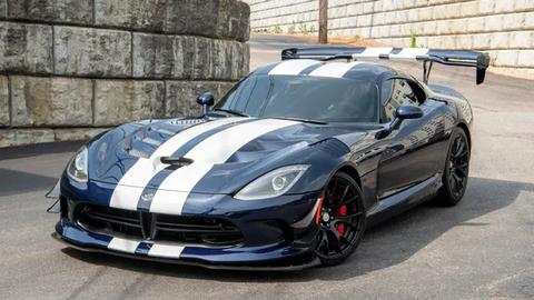 2016 dodge viper