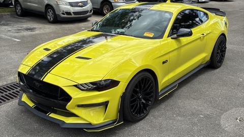 2021 ford mustang