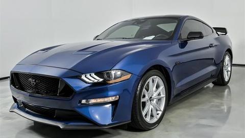 2022 ford mustang