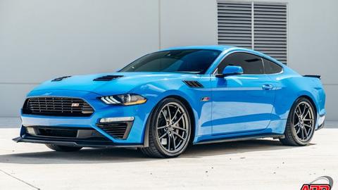 2022 ford mustang