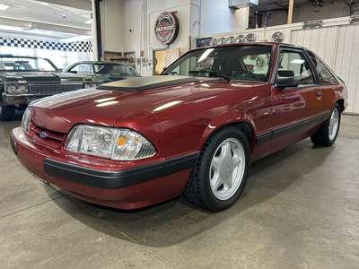 1990 Ford Mustang