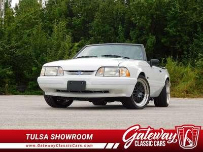 1990 Ford Mustang