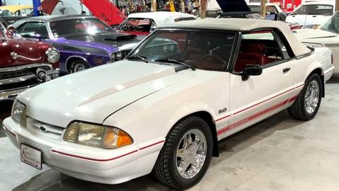 1992 ford mustang