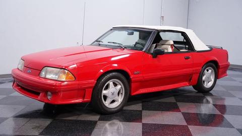 1990 Ford Mustang