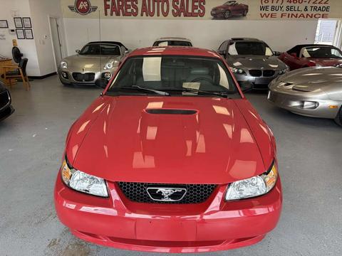 2000 Ford Mustang
