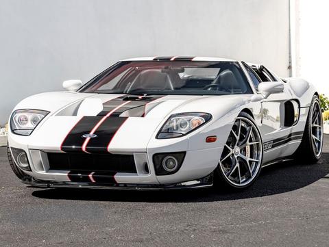 2005 Ford GT