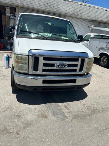 2008 Ford E250 Vans