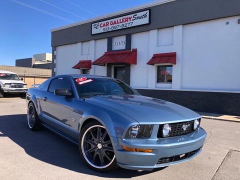 2005 ford mustang