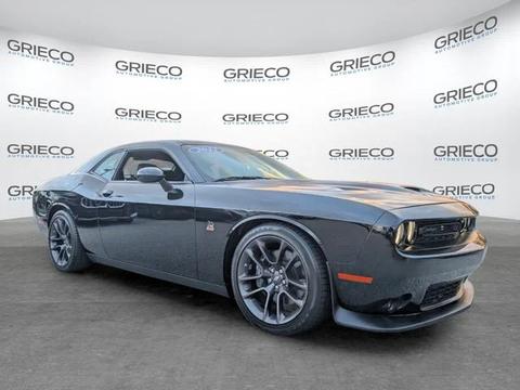 2022 dodge Challenger