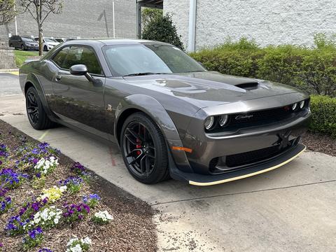 2022 dodge Challenger