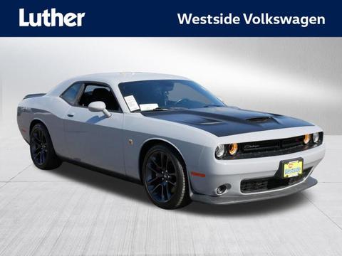 2021 dodge Challenger