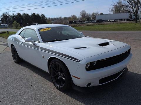 2021 dodge Challenger