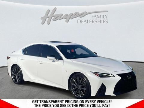 2022 Lexus IS