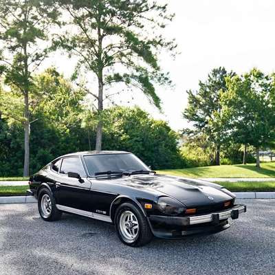 1978 Datsun 280z black pearl
