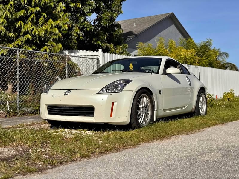 2005 Nissan 350Z - Touring Coupe 2D