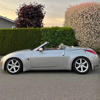 2005 Nissan 350Z - Touring Roadster 2D