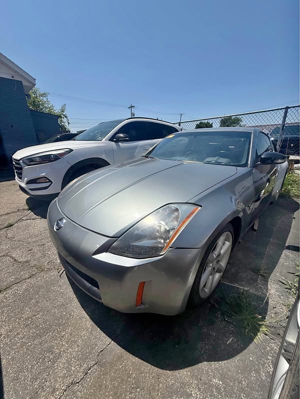 2005 Nissan 350Z - Coupe 2D