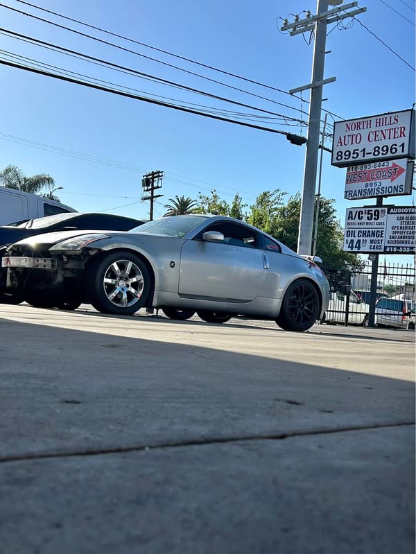 2004 Nissan 350Z - Enthusiast Coupe 2D