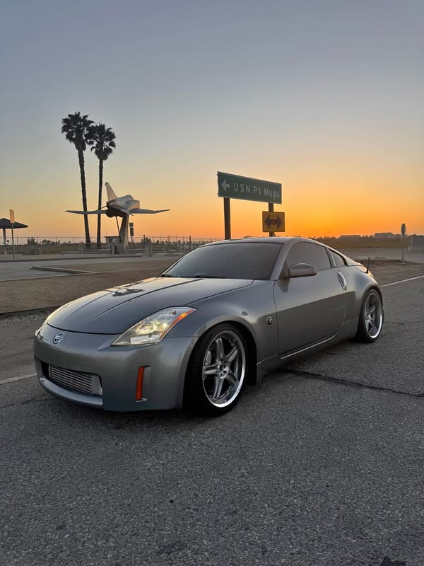 2004 Nissan 350Z - Coupe 2D