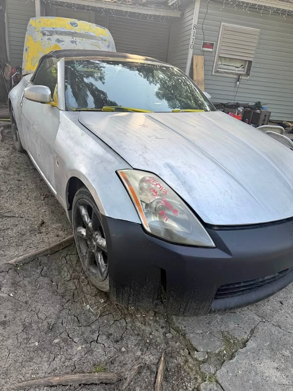2004 Nissan 350Z - Enthusiast Coupe 2D
