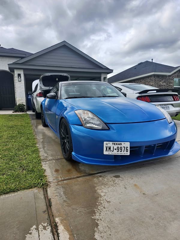 2004 Nissan 350Z - Coupe 2D