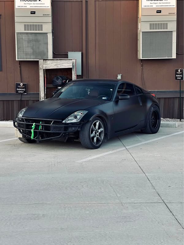 2004 Nissan 350Z - Coupe 2D