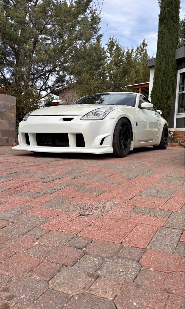 2004 Nissan 350Z - Coupe 2D
