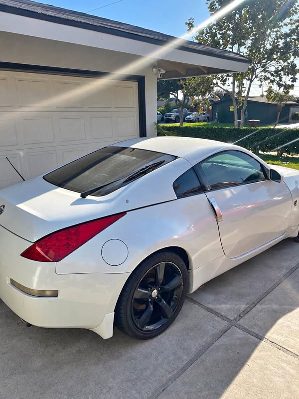 2006 Nissan 350Z - Coupe 2D