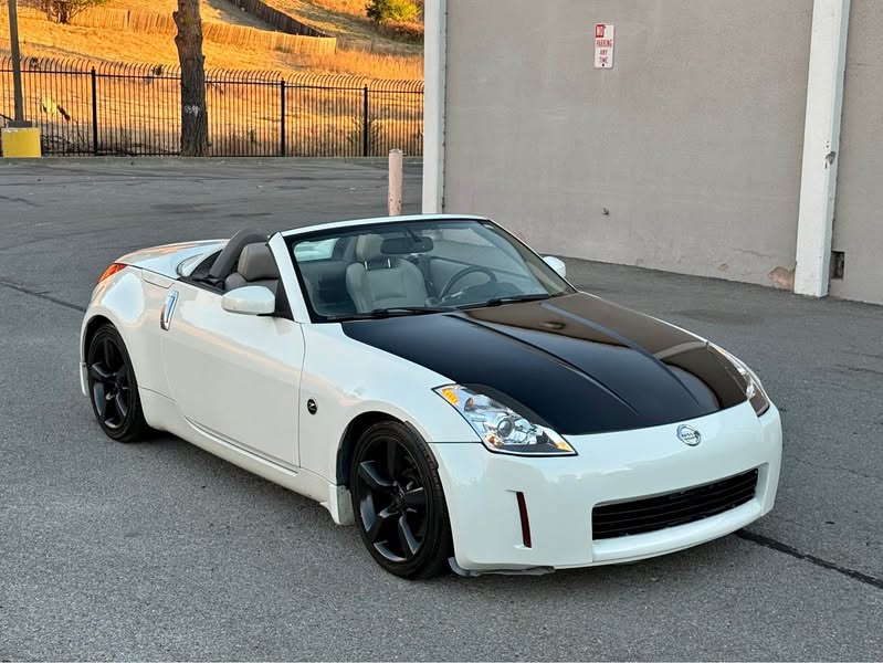 2006 Nissan 350Z - Touring Roadster 2D