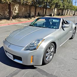 2005 Nissan 350Z Enthusiast Roadster 2D