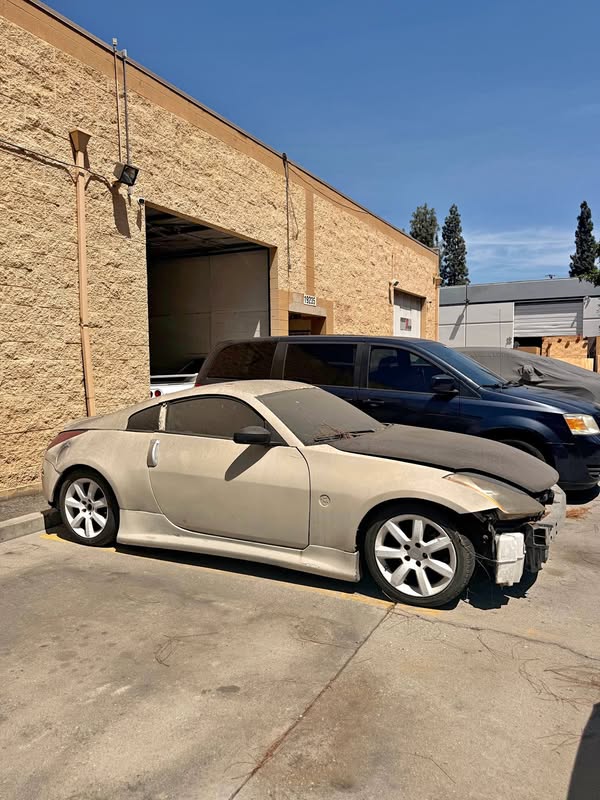 2005 Nissan 350Z - Coupe 2D