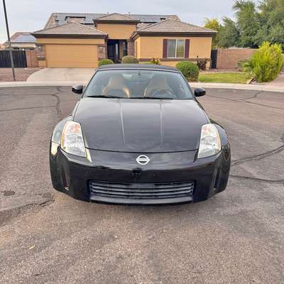 2004 Nissan 350Z - Enthusiast Roadster 2D