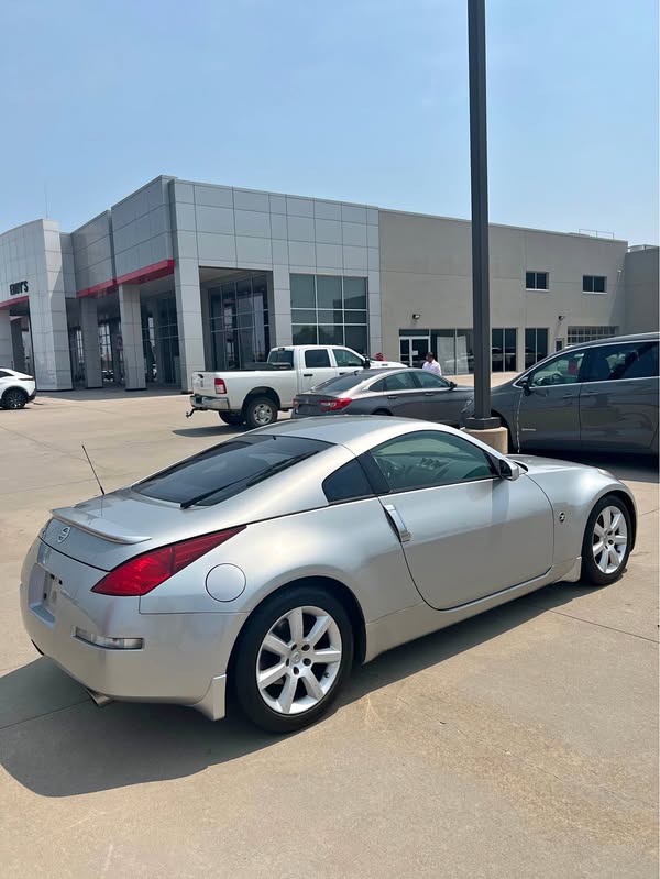 2005 Nissan 350Z - Coupe 2D