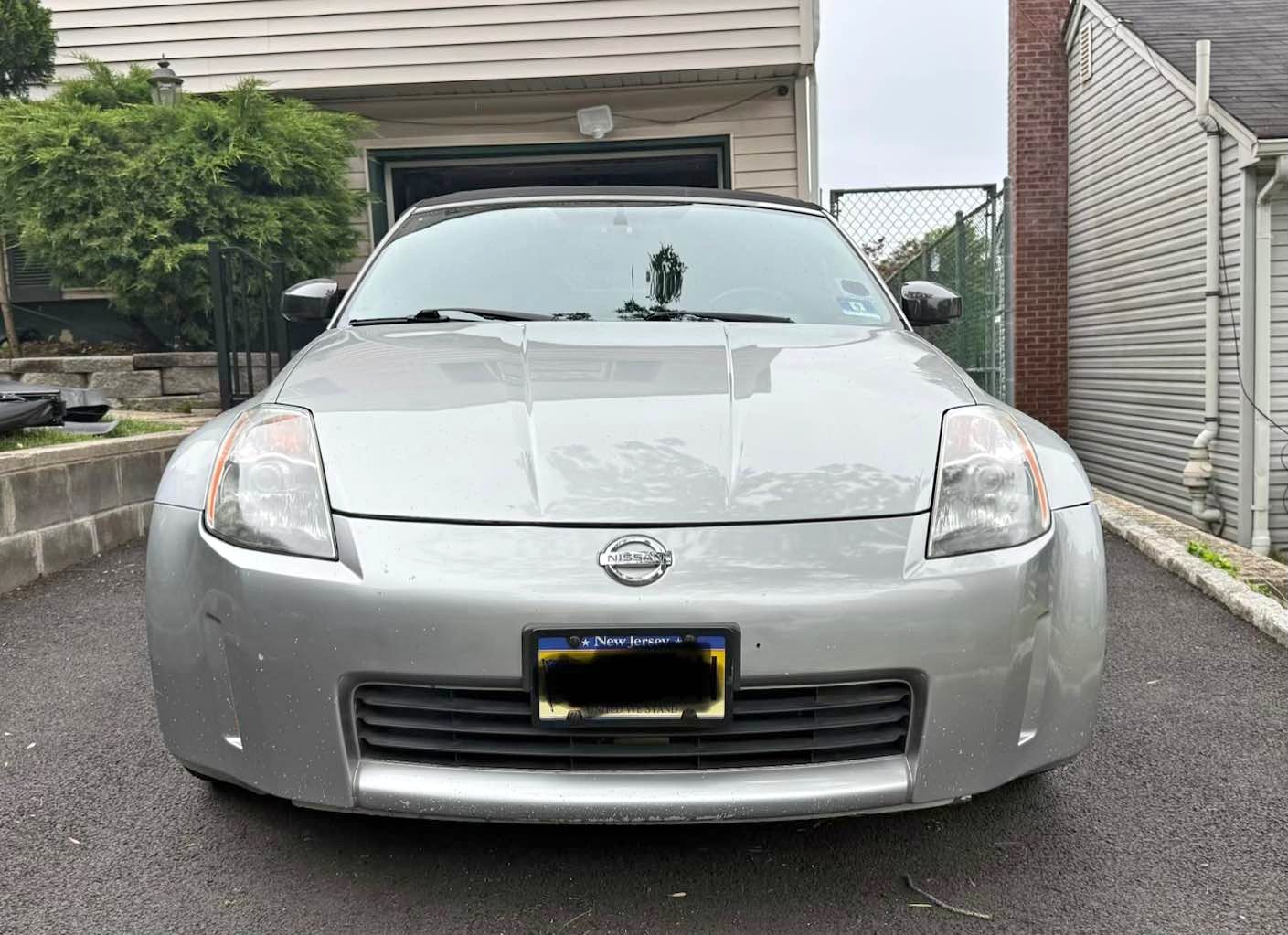 2005 Nissan 350Z - Enthusiast Roadster 2D