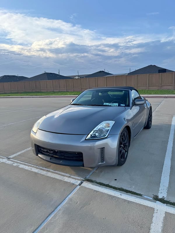 2008 Nissan 350Z - Roadster 2d