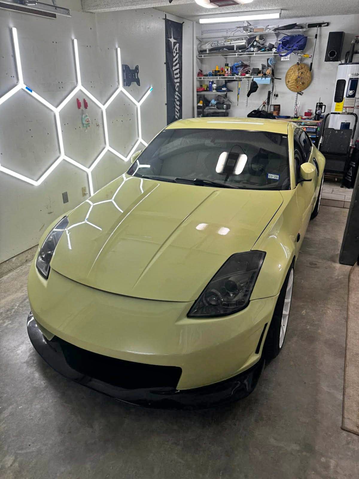 2004 Nissan 350Z - Coupe 2D