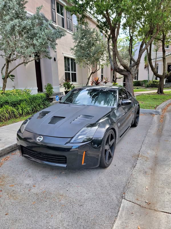 2004 Nissan 350Z - Coupe 2D