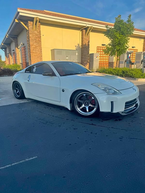 2006 Nissan 350Z - Coupe 2D