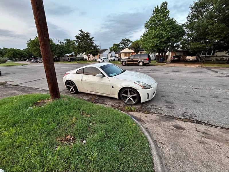2005 Nissan 350Z - Enthusiast Coupe 2D