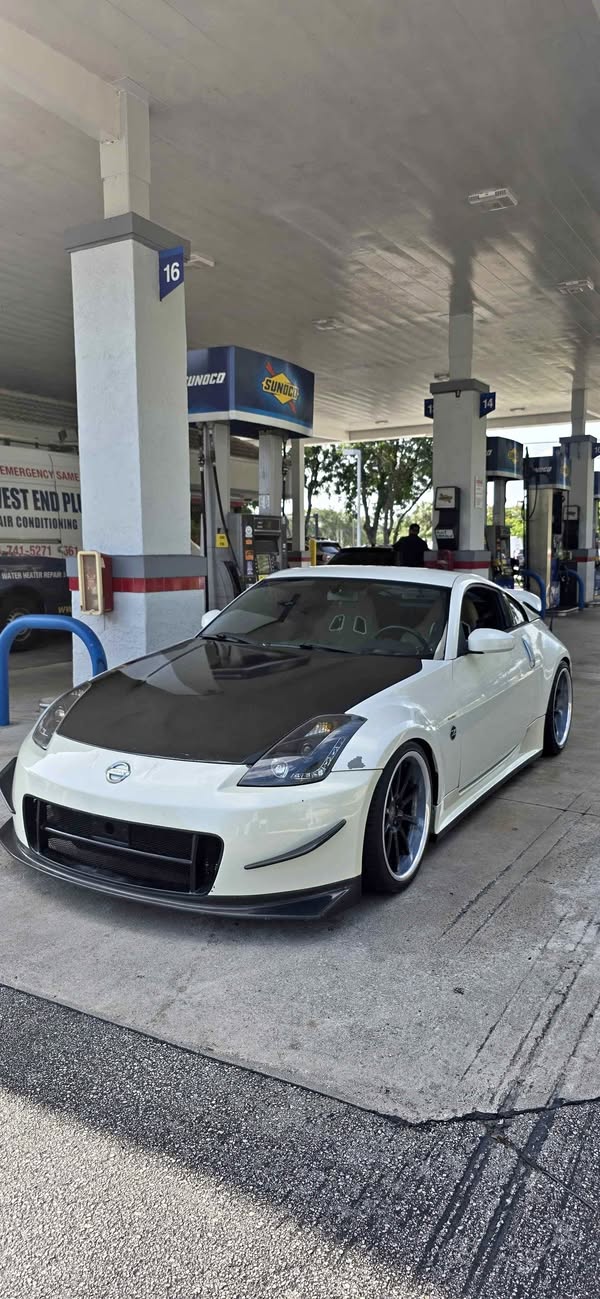 2006 Nissan 350Z - Coupe 2D
