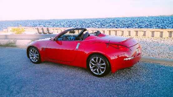 2005 Nissan 350Z - Enthusiast Roadster 2D