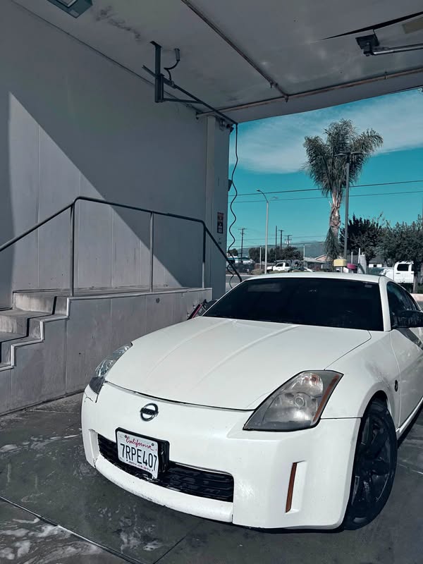 2004 Nissan 350Z - Coupe 2D