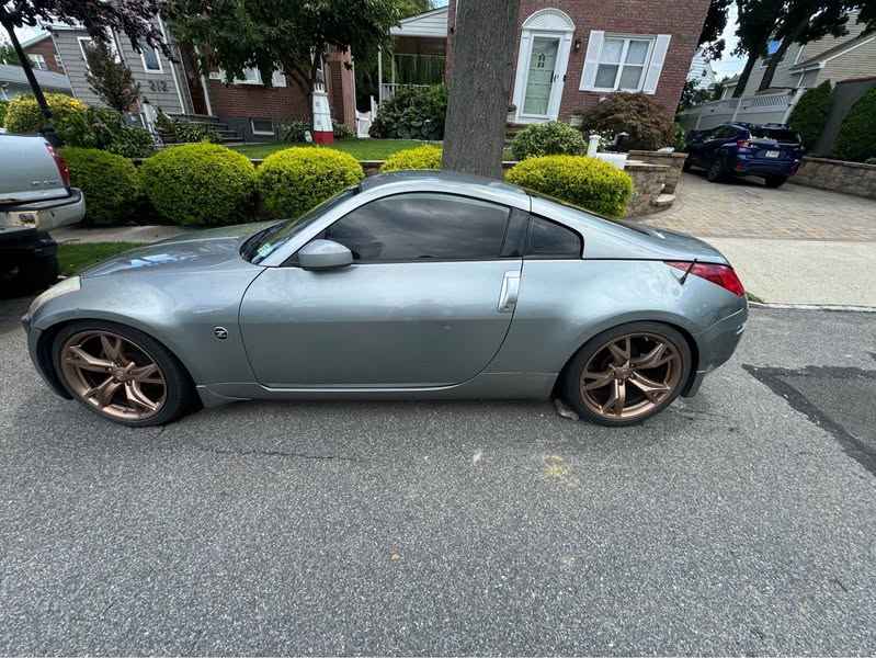 2004 Nissan 350Z - Touring Coupe 2D