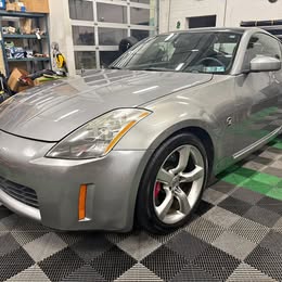 2003 Nissan 350Z 2D Coupe Enthusiast