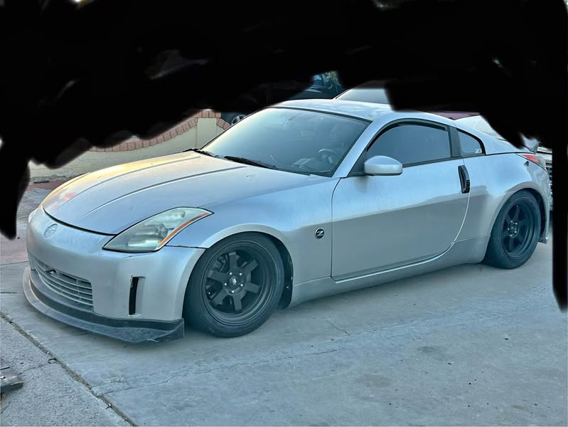 2004 Nissan 350Z - Coupe 2D