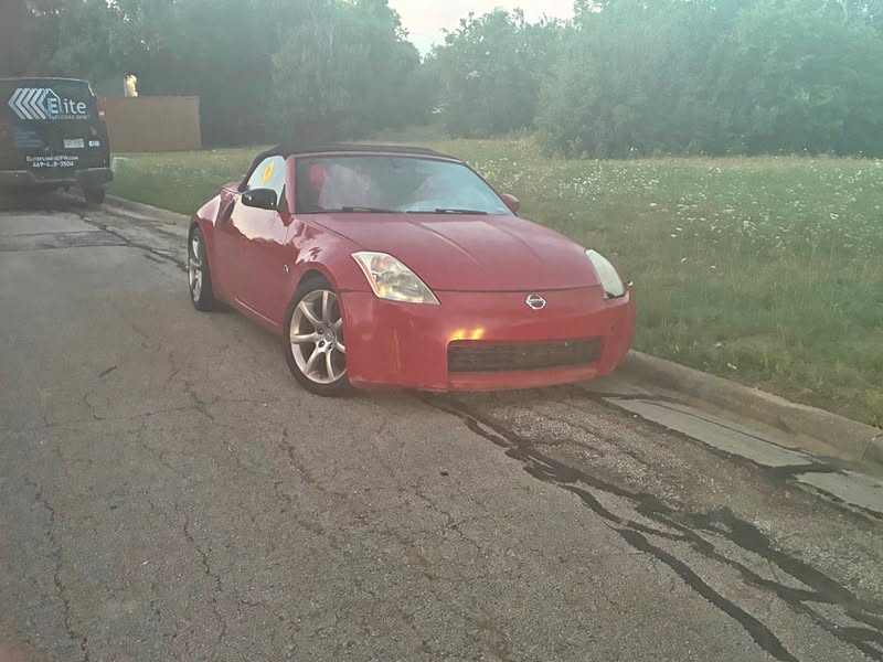 2004 Nissan 350Z - Enthusiast Roadster 2D