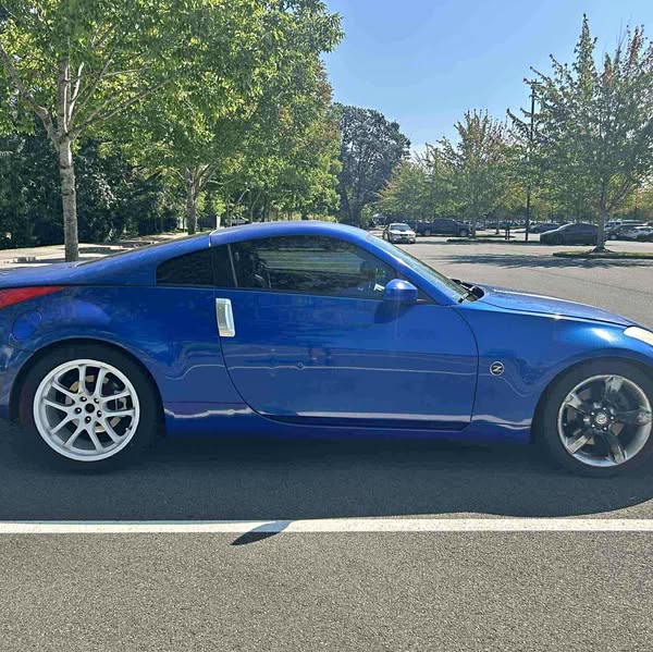 2005 Nissan 350Z - Coupe 2D