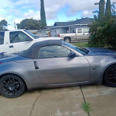 2005 Nissan 350Z - Enthusiast Roadster 2D