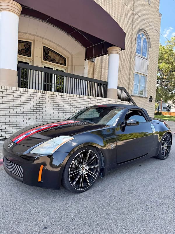2004 Nissan 350Z - Coupe 2D