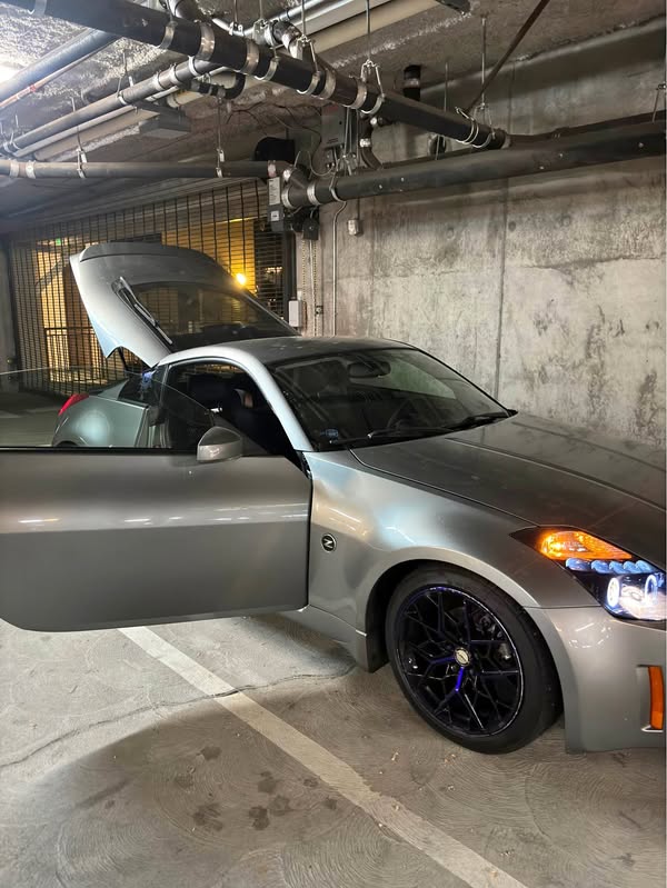 2004 Nissan 350Z - Touring Coupe 2D